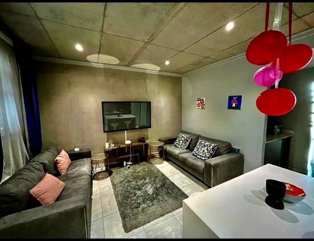 2 BEDROOM PROPERTY TO RENT IN BROOKLYN